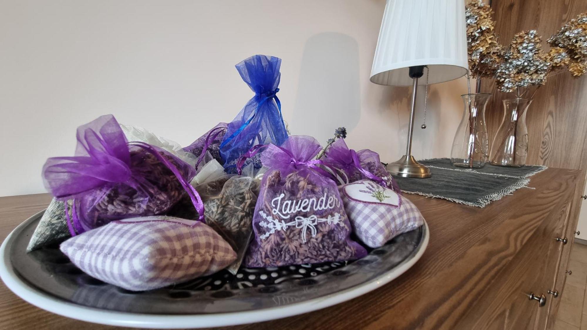 Apartament Lavenderleba Apartment Bagian luar foto